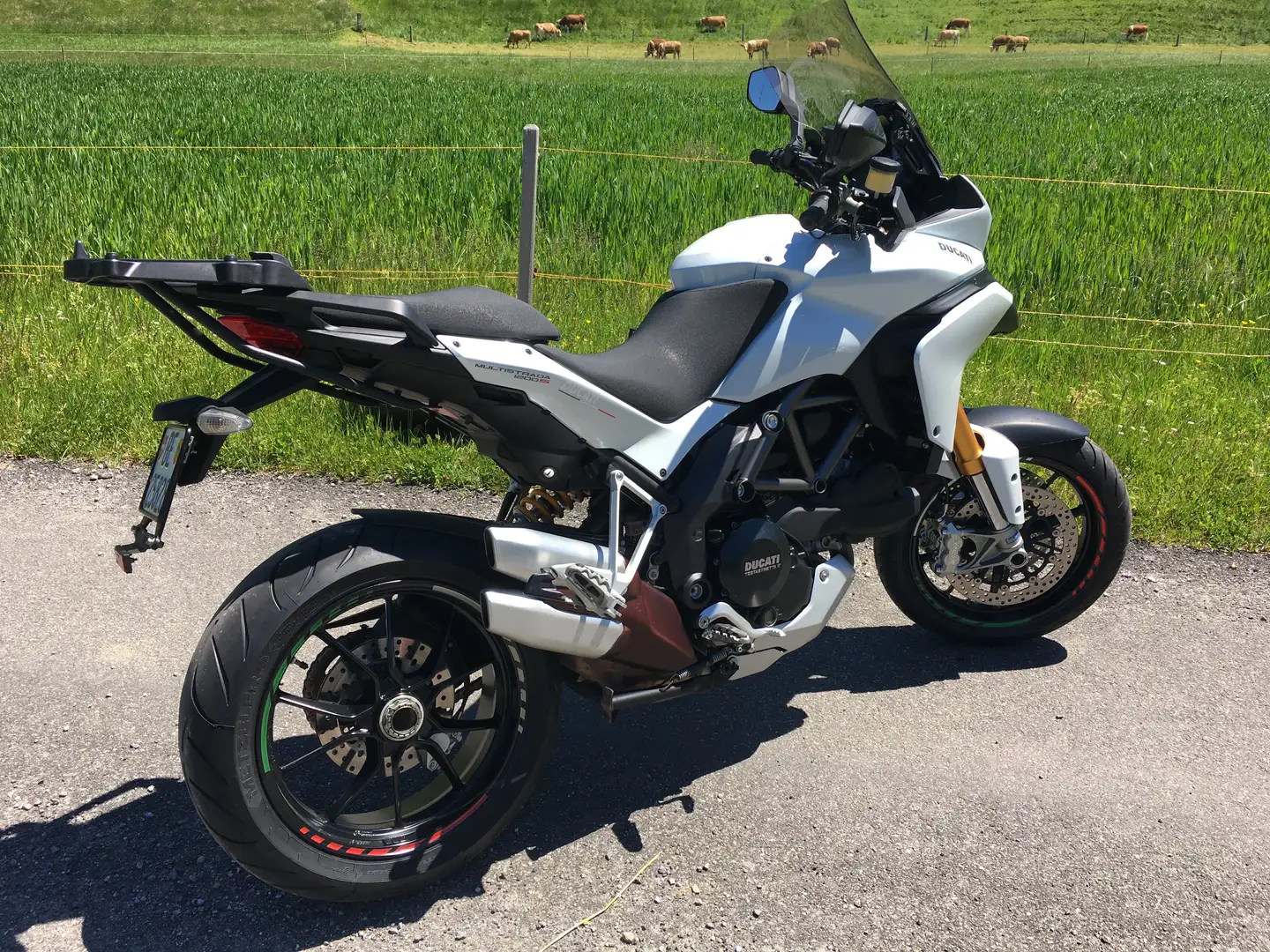 Ducati Multistrada 1200 S Touring ABS bijela - 2