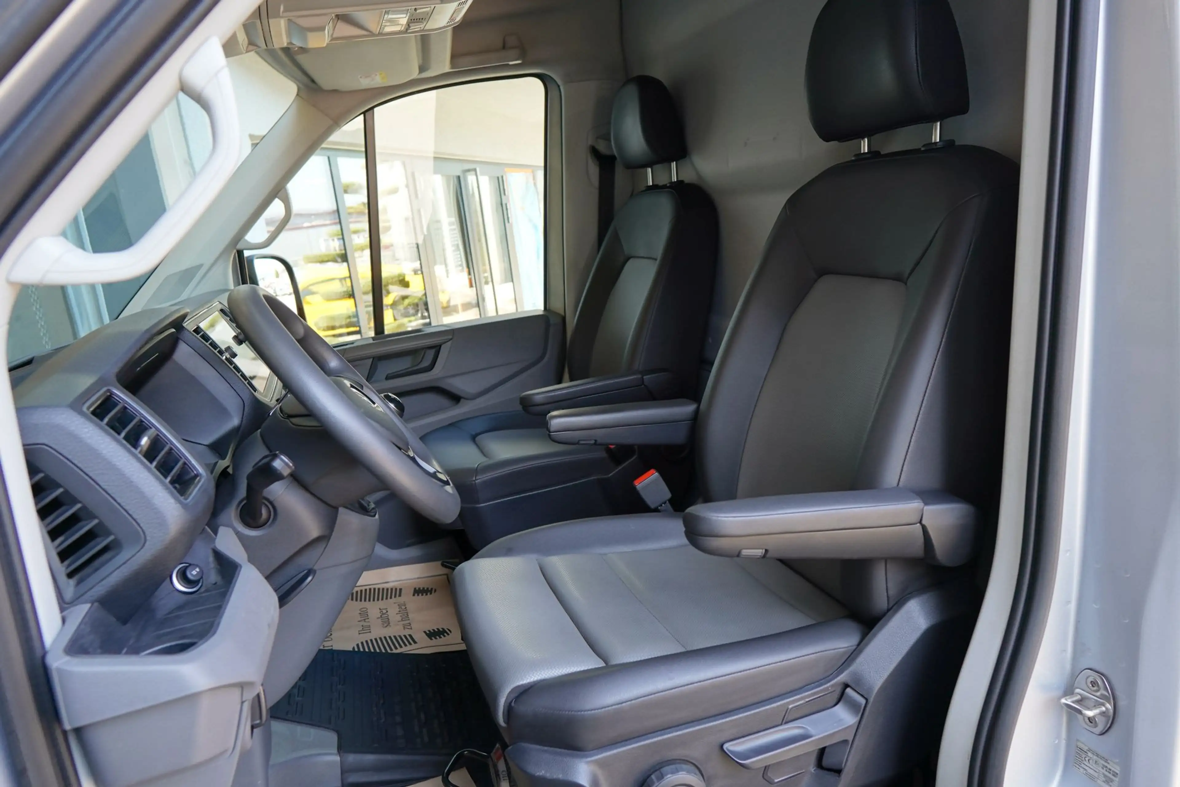 Volkswagen Crafter 2.0 TDI L3H3 "KLIMA*TEMP*NAVI*ST-HEIZ" — photo 13