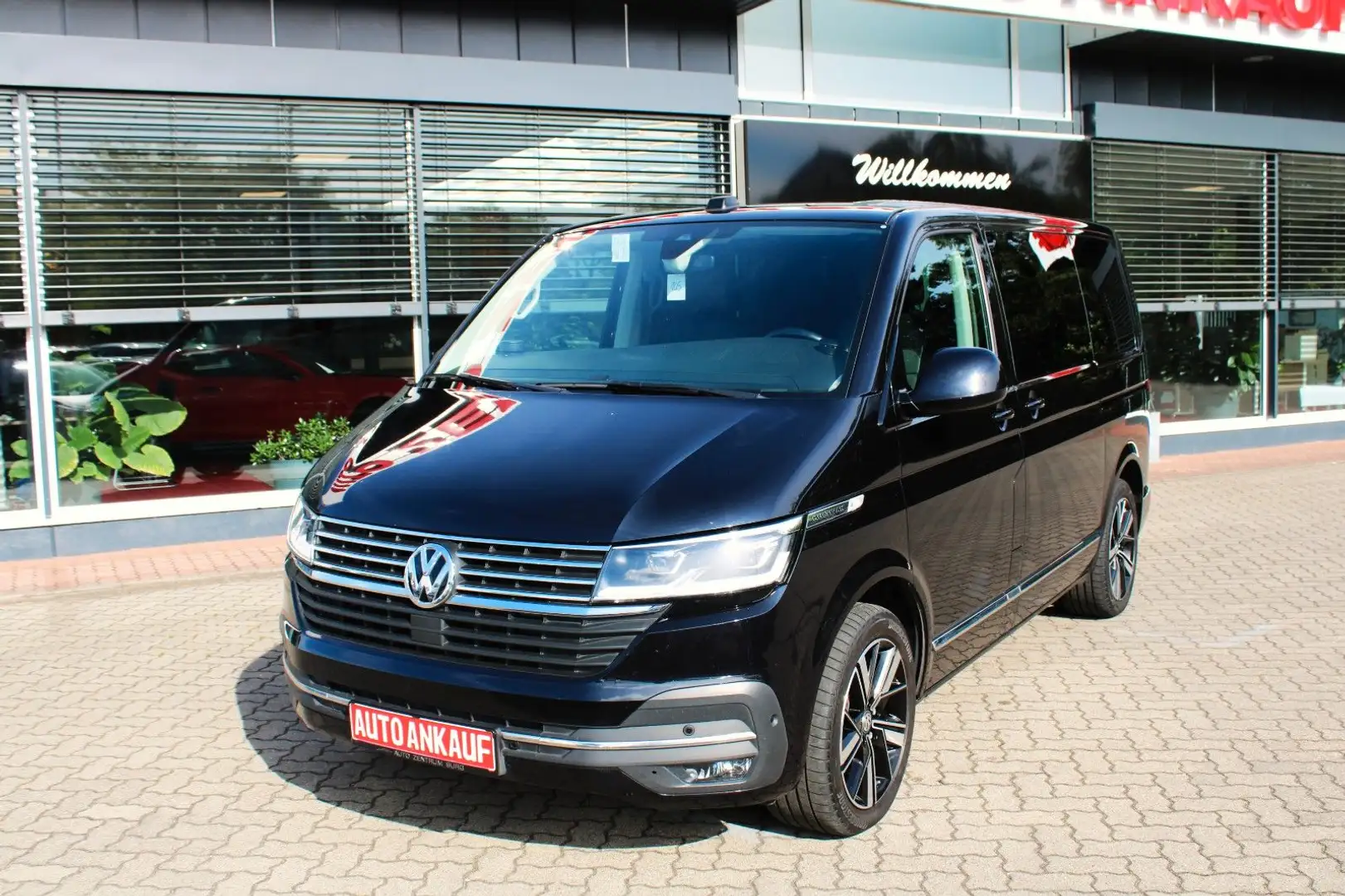 Volkswagen T6 Multivan 6.1 Highline Autom.Leder Standheizun Schwarz - 2