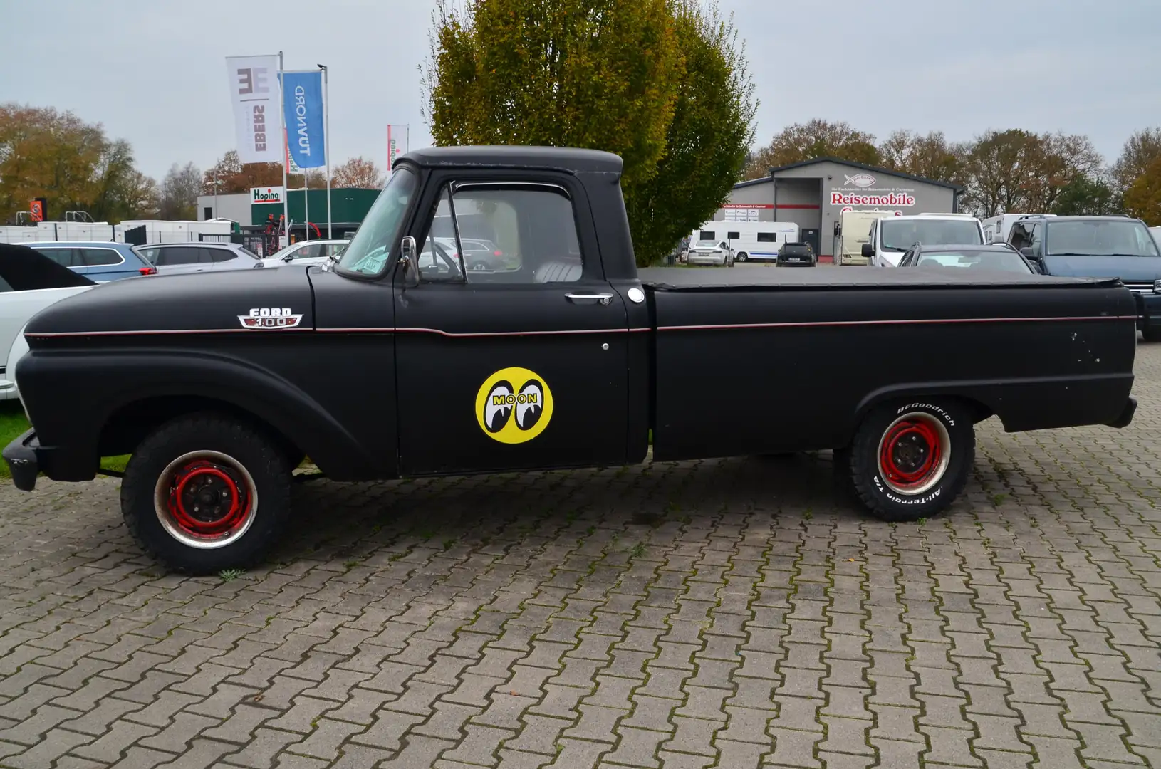 Ford F 100 R6 1964/AUTOMATIK/3.6 L/TÜV2025/LKW-ZULAS Schwarz - 2