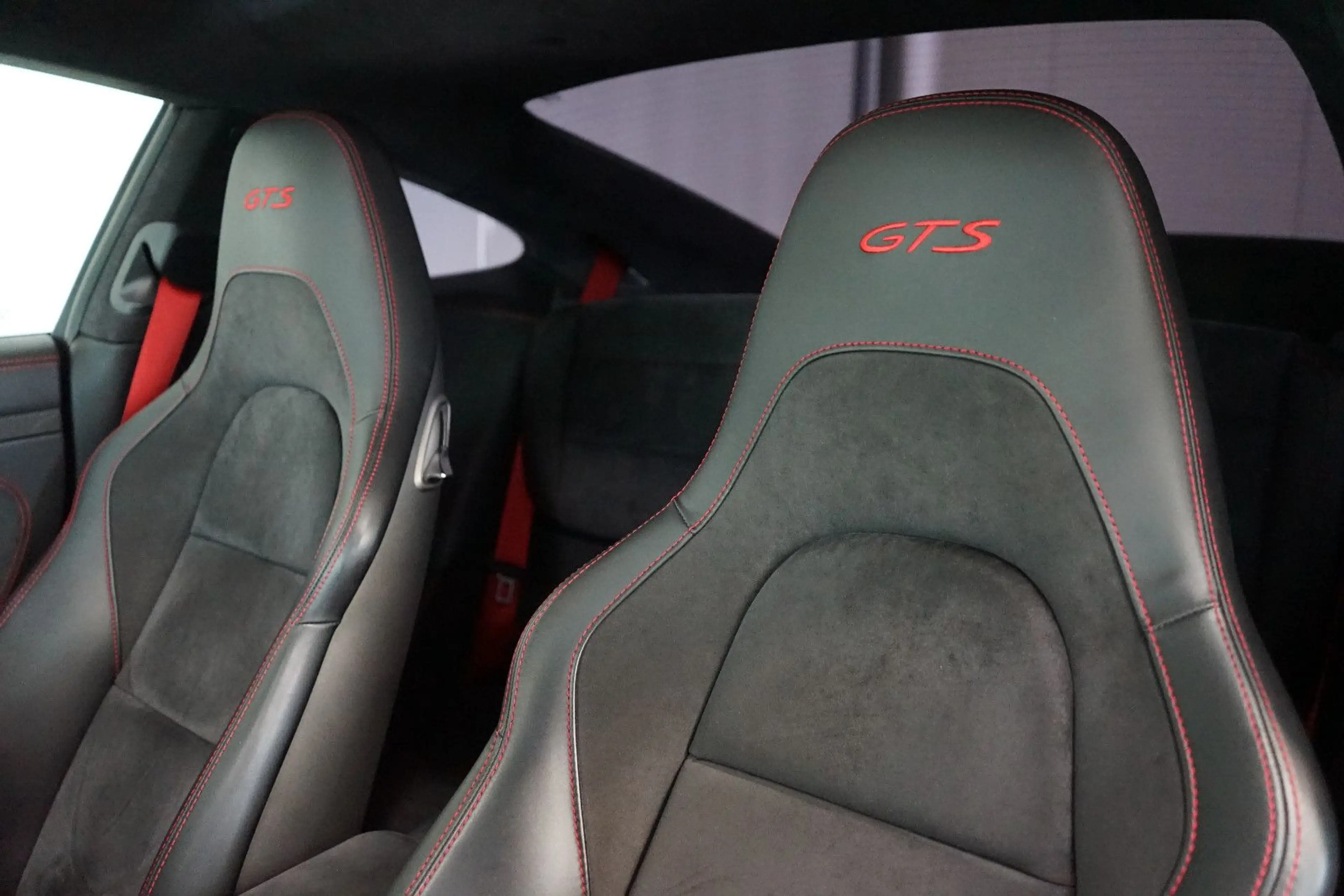 Porsche 991 911/991.2 Carrera 4 GTS Approved 03/28+BOSE+GSD — photo 13