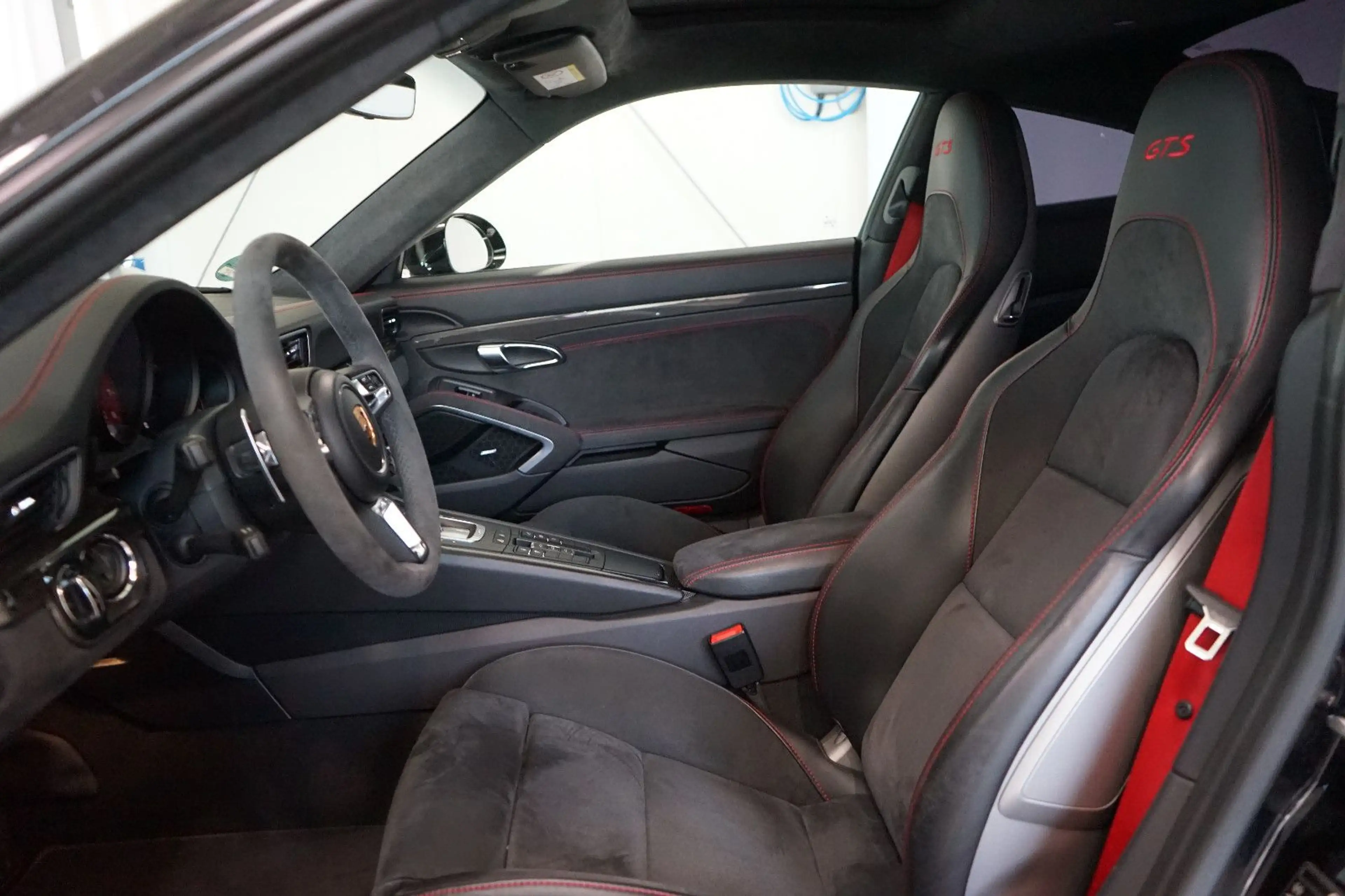 Porsche 991 911/991.2 Carrera 4 GTS Approved 03/28+BOSE+GSD — photo 12