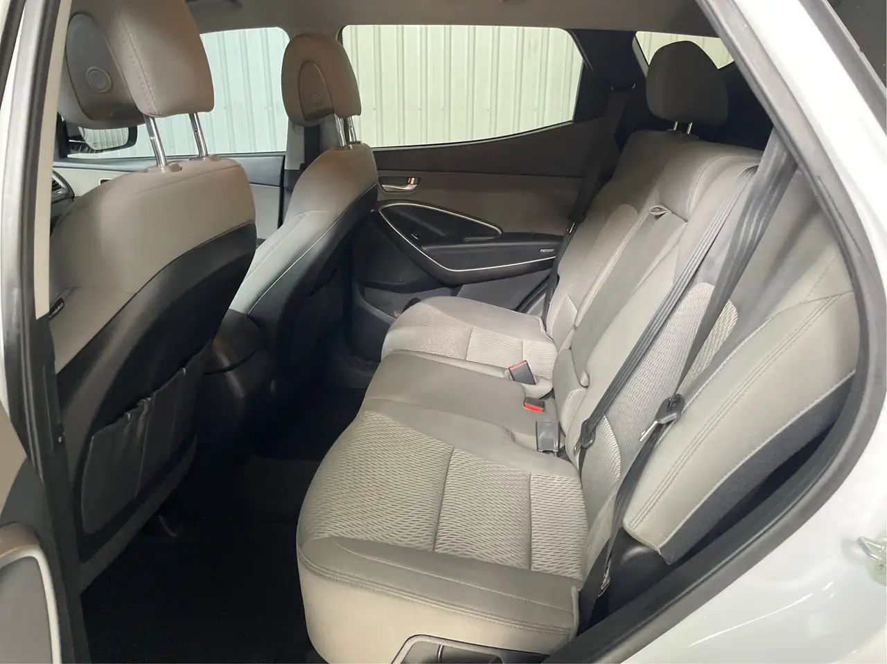 Hyundai SANTA FE photo Hyundai SANTA FE