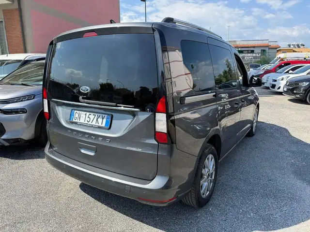 Ford Tourneo Connect view 3