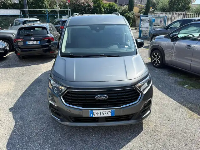 Ford Tourneo Connect view 6
