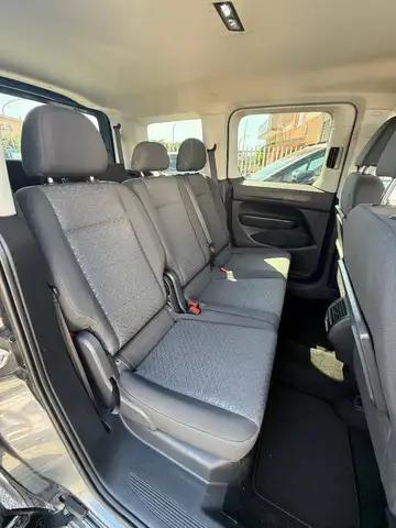 Ford Tourneo Connect view 8