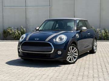 Mini 1.5 D Cooper / Édition spéciale / toit ouvrant / historique mini