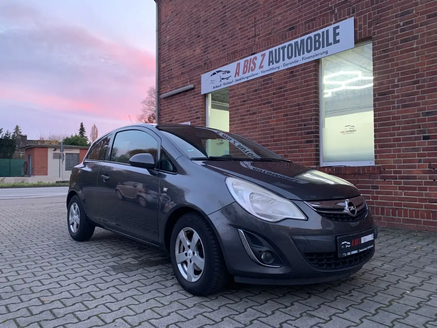 Opel Corsa D 1.4 Satellite Klima/TÜV/ALU/Allwetter/EF Grau - 1
