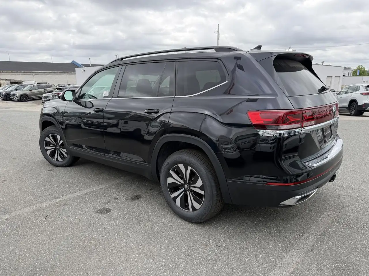 Volkswagen Atlas снимка Volkswagen Atlas