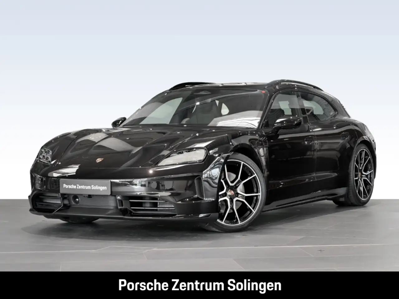 Porsche Taycan Sport Turismo Black Edition PANO Beifahrer SportDe