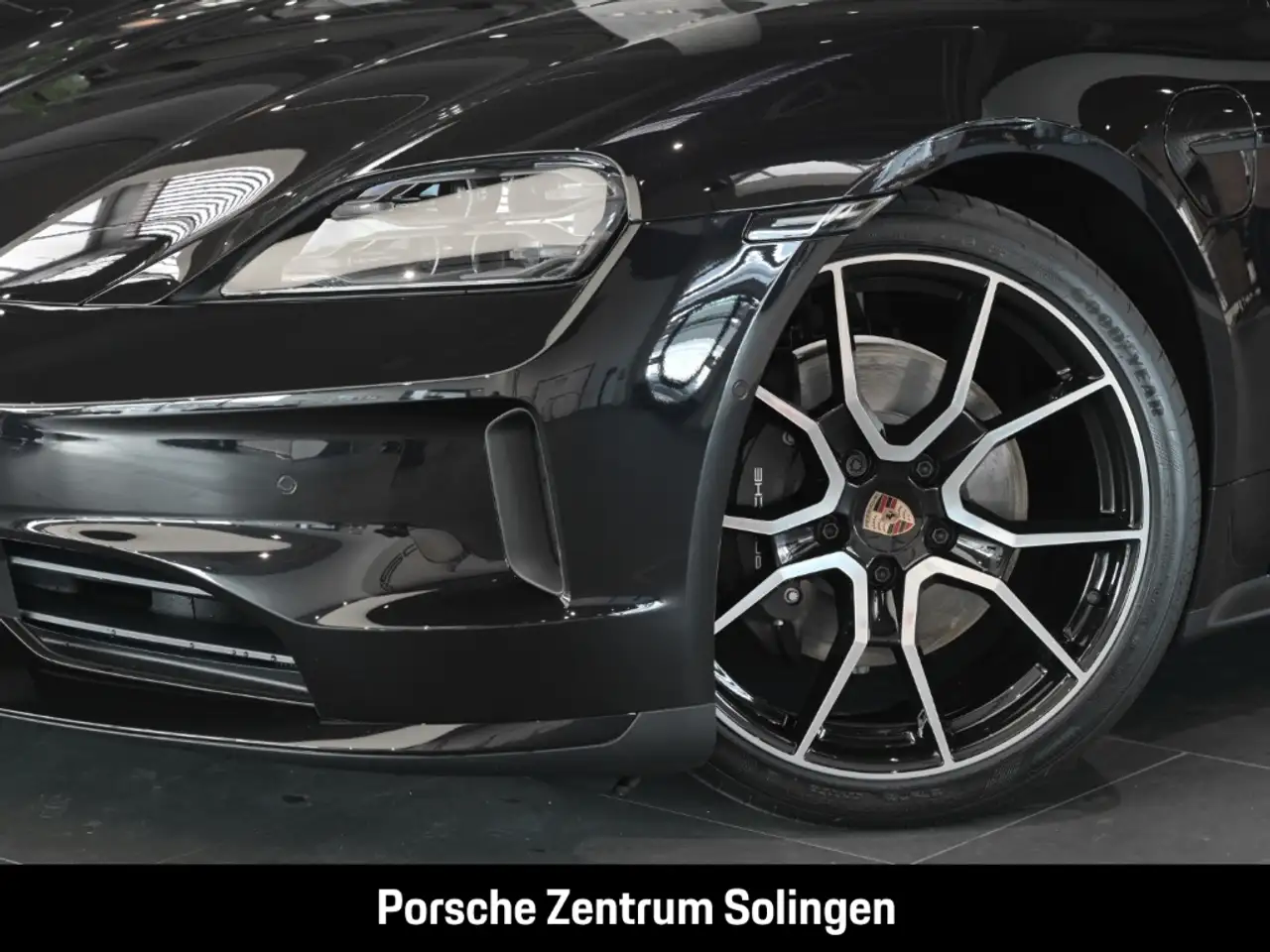 Porsche Taycan Sport Turismo Black Edition PANO Beifahrer SportDe 6