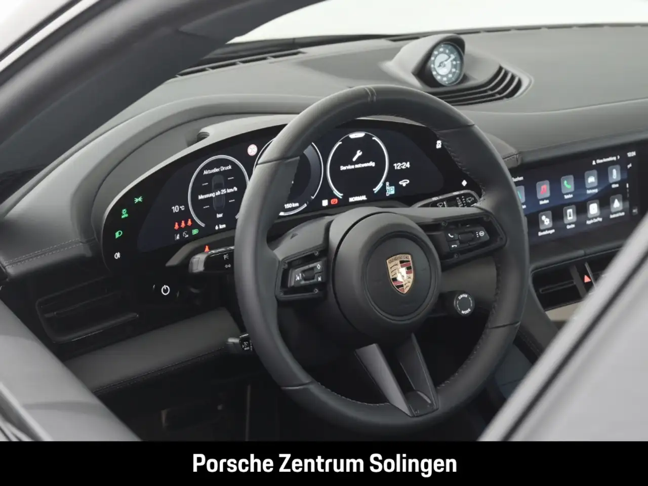 Porsche Taycan Sport Turismo Black Edition PANO Beifahrer SportDe 15