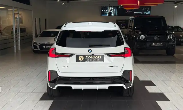 BMW X1 view 7