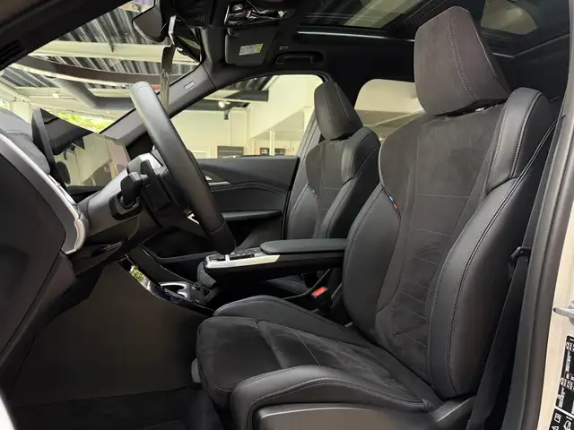 BMW X1 view 12