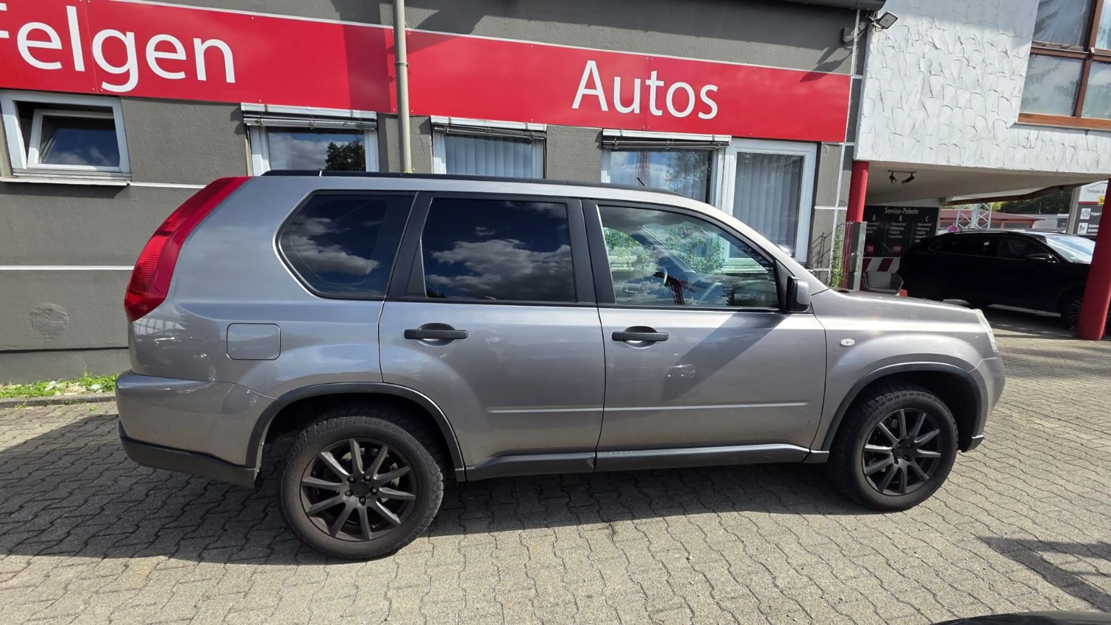 Nissan X-Trail 4x4 XE 2.0 dCi DPF — photo 8