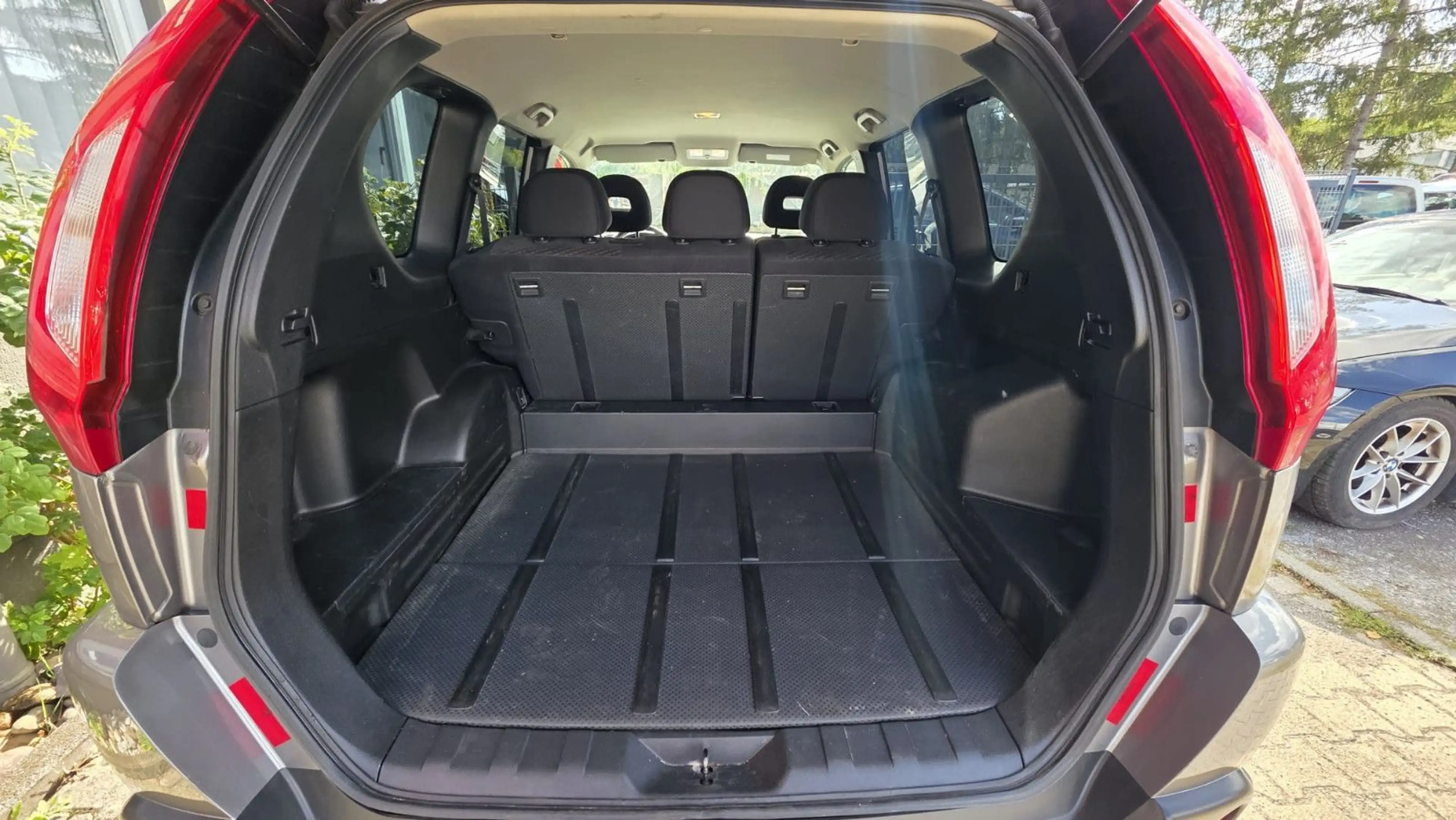 Nissan X-Trail 4x4 XE 2.0 dCi DPF — photo 7