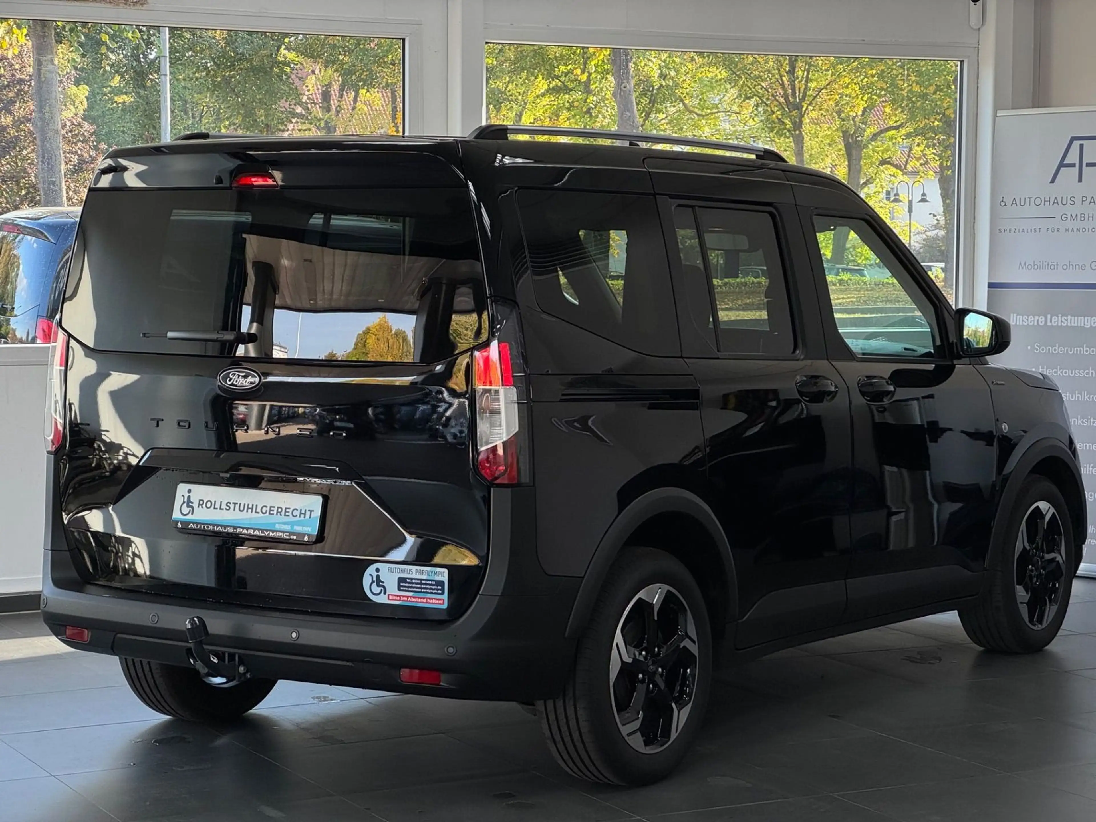 Ford Tourneo Courier Active Behindertengerecht-Rampe — photo 4