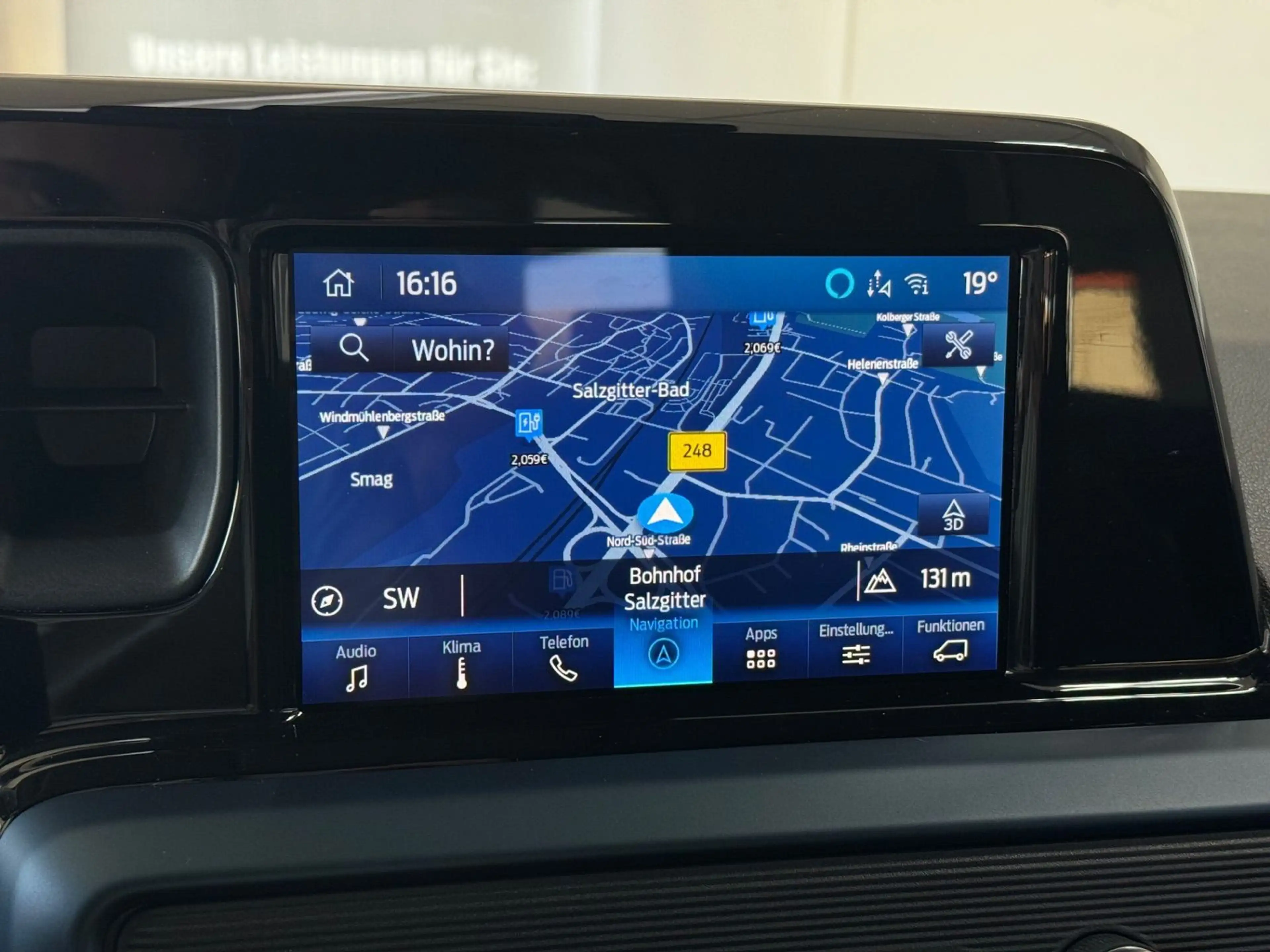 Ford Tourneo Courier Active Behindertengerecht-Rampe — photo 11