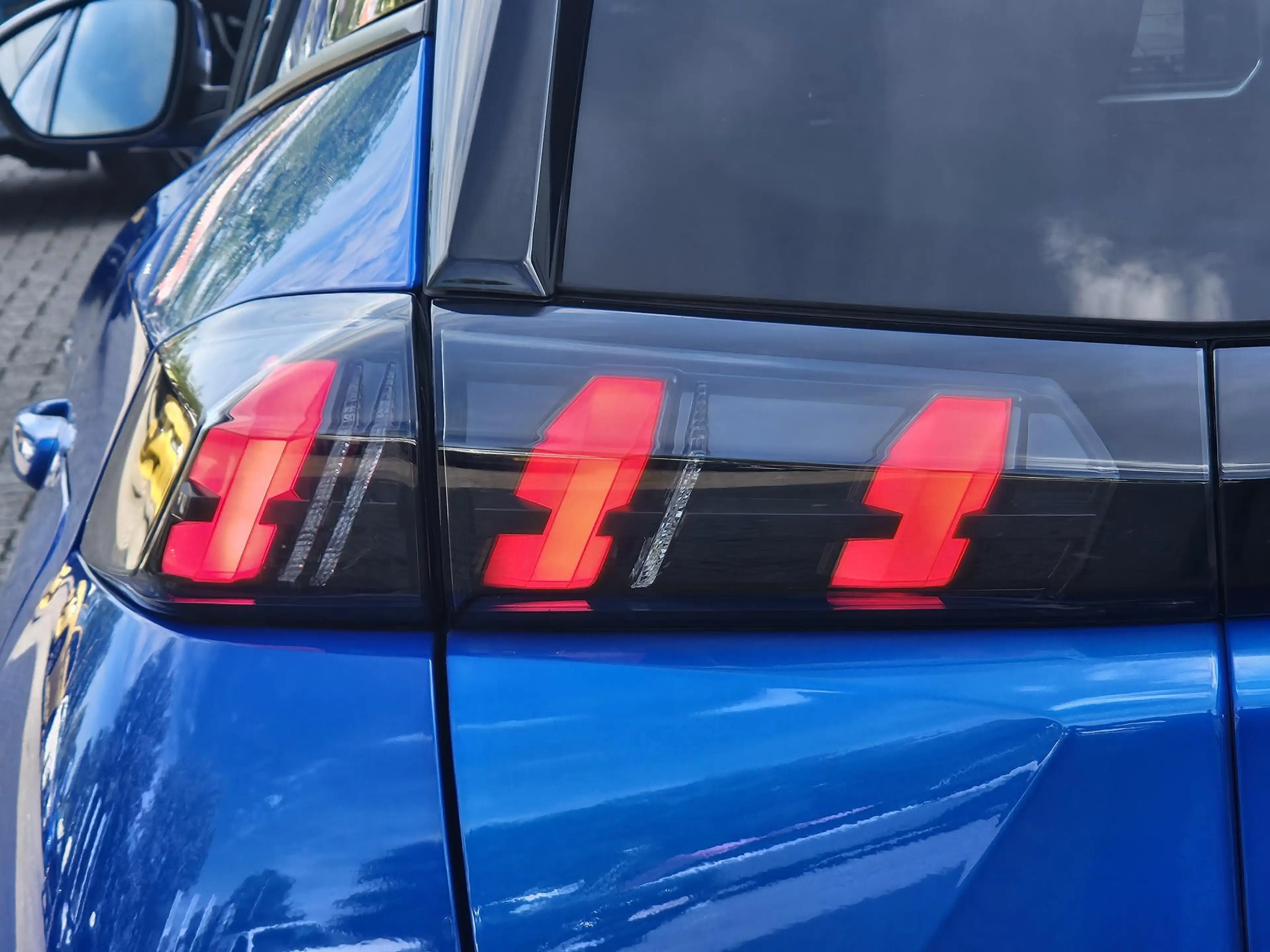 Peugeot e-2008 EV Blue Lease Allure 50 kWh | Cruise Control | Cli — photo 11
