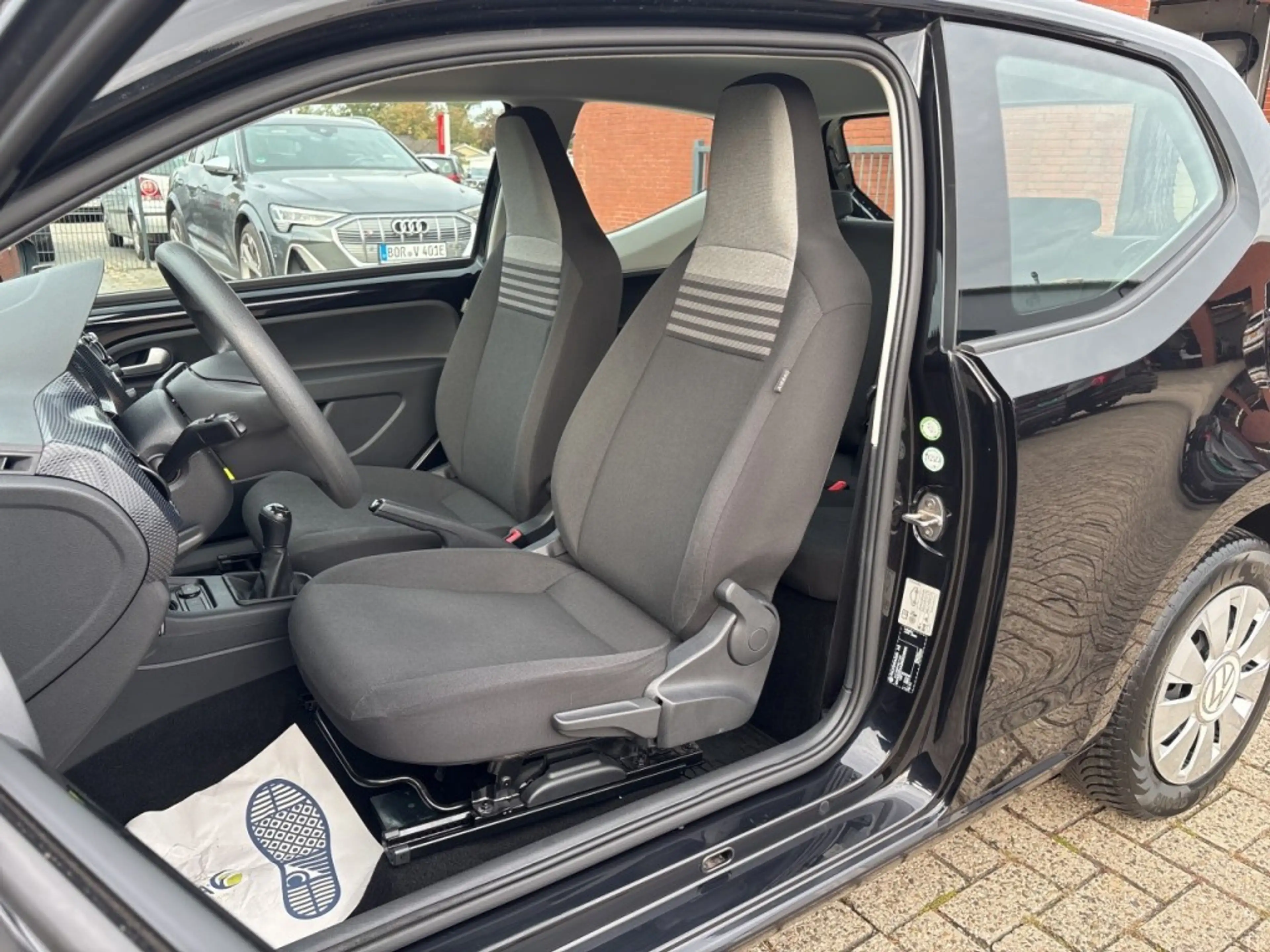 Volkswagen up! 1.0 MOVE UP! CRUISE/STOELVERW/CAMERA/AIRCO — photo 11