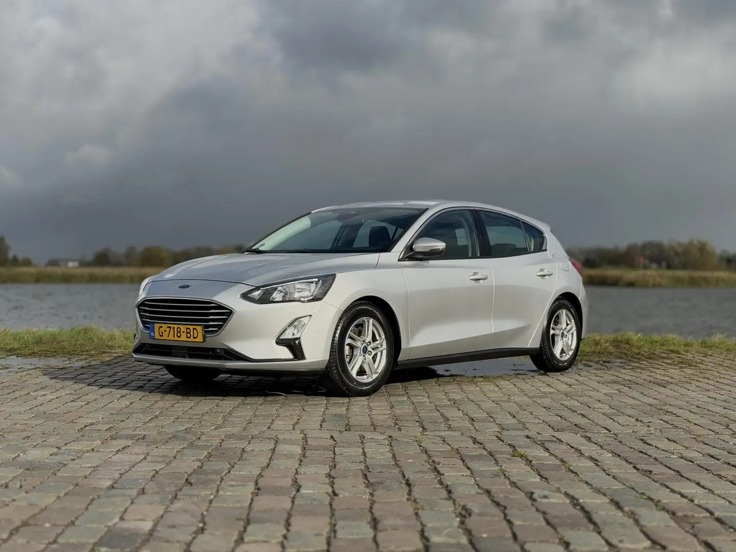 Ford Focus 1.0 EcoBoost Trend Edition Business|Cruise|Carplay Gris - 1