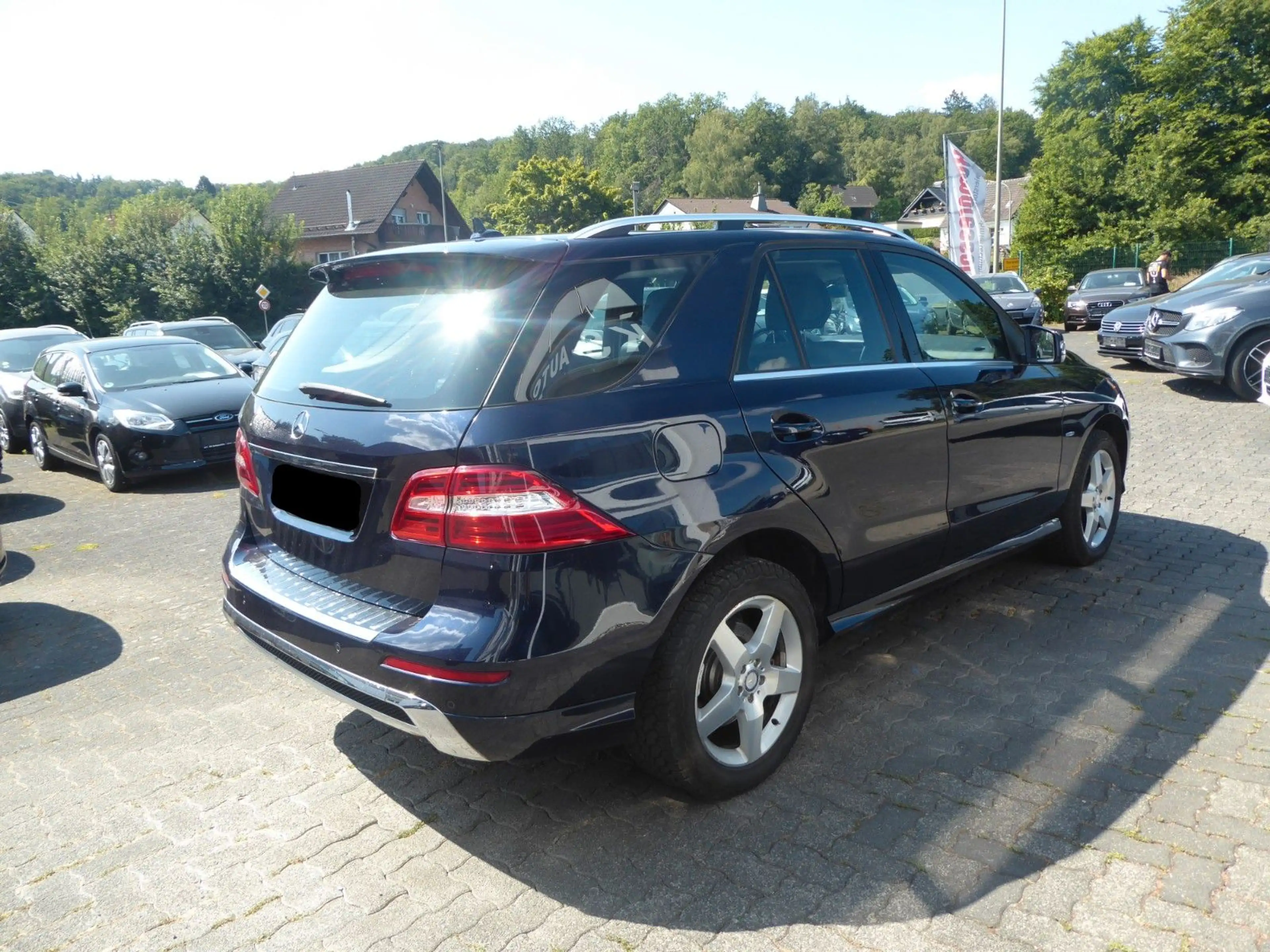 Mercedes-Benz ML 350 CDI BlueTec 4Matic AMG — photo 3