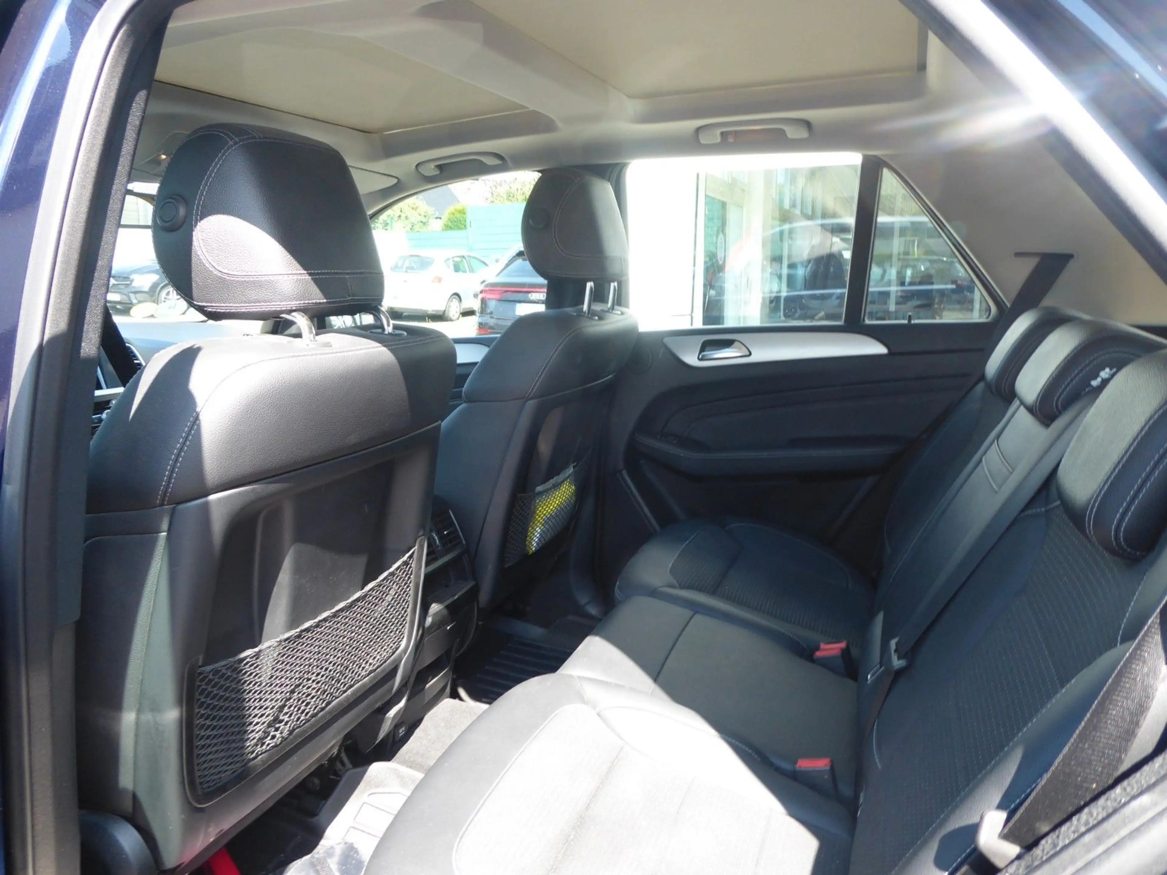 Mercedes-Benz ML 350 CDI BlueTec 4Matic AMG — photo 6