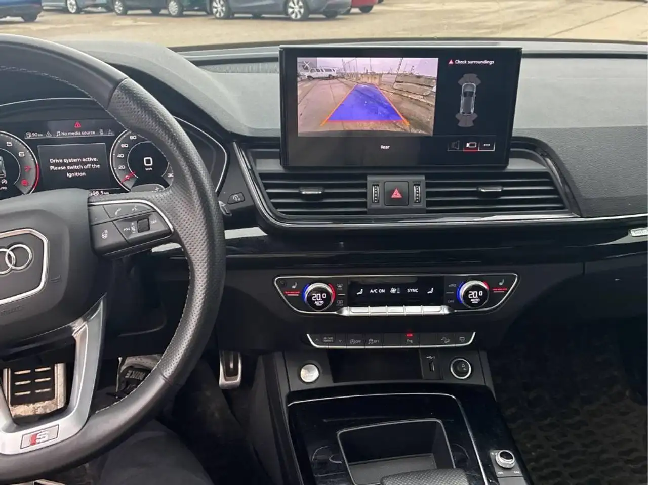 Audi Q5 снимка Audi Q5