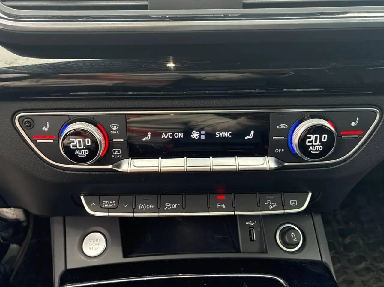 Audi Q5 снимка Audi Q5