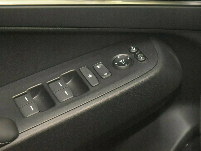 Honda HR-V Advance — photo 10