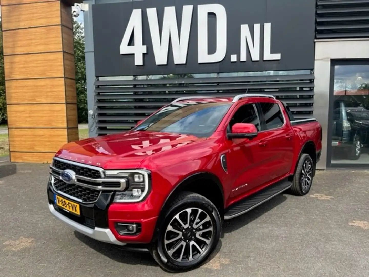 Ford Ranger 3.0V6 TD 240 PK AUT 2P VAN BESPAAR €32000 BPM PLAT Rood - 1