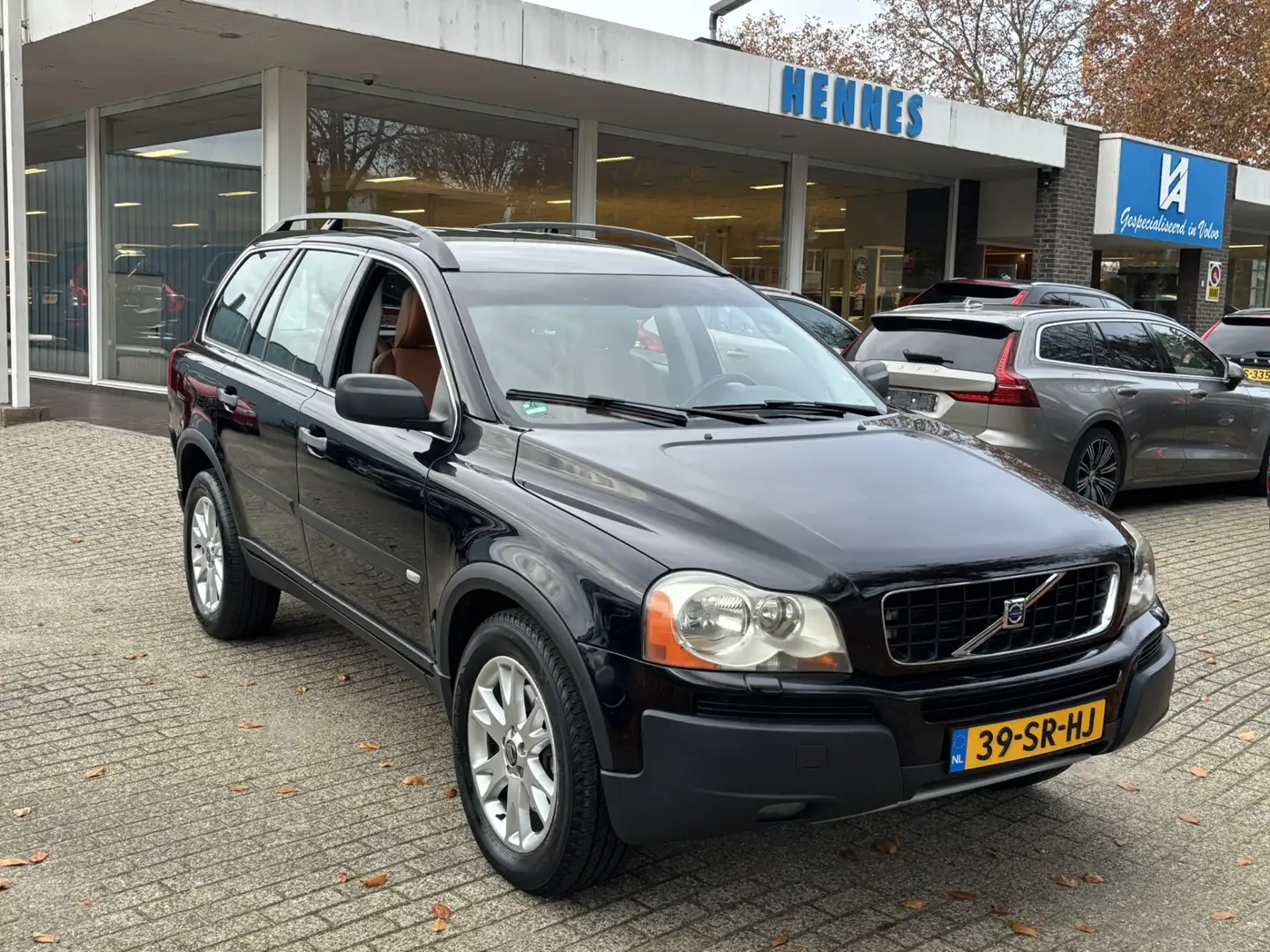 Volvo XC90 2.5T AWD Summum Inscription BTW voordeel €1000,- 1 Noir - 1