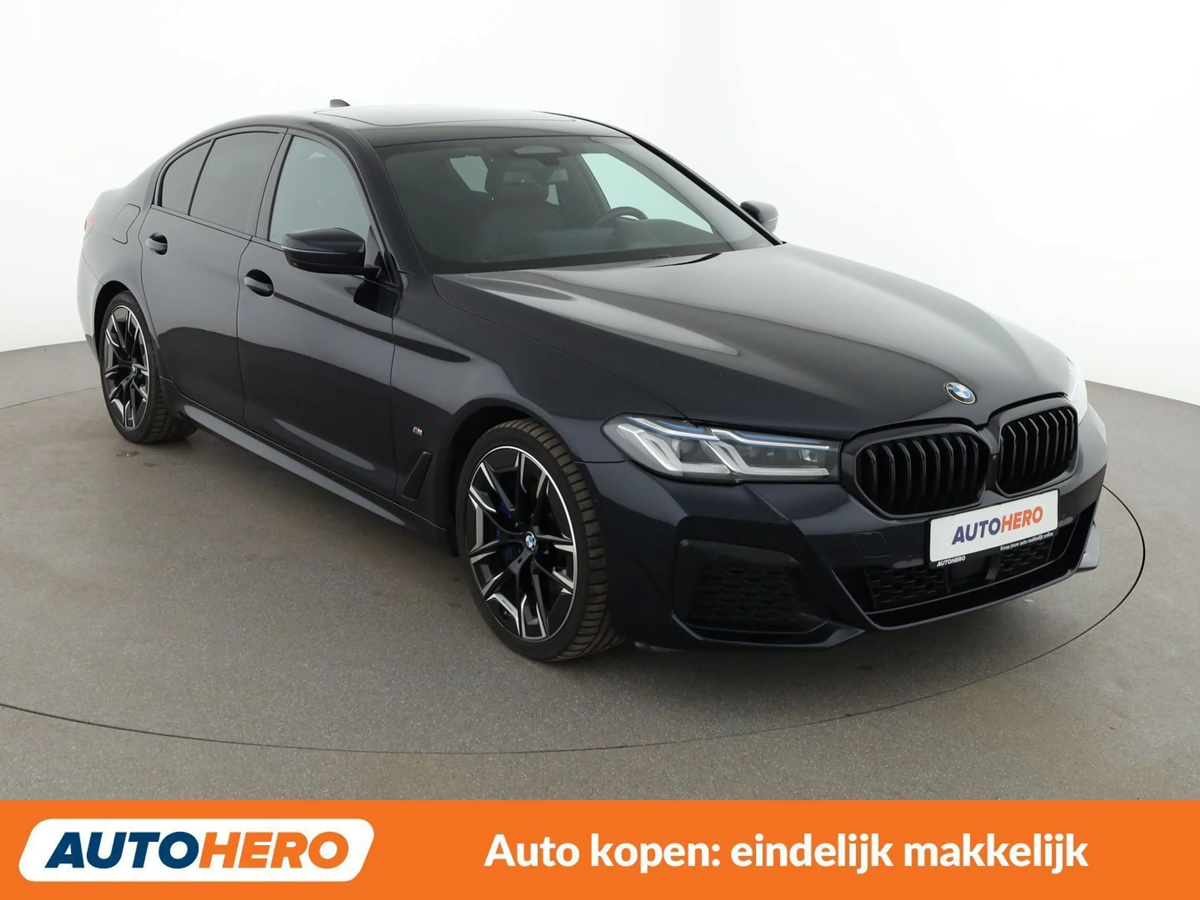 BMW 545 545e xDrive M Sport — photo 8