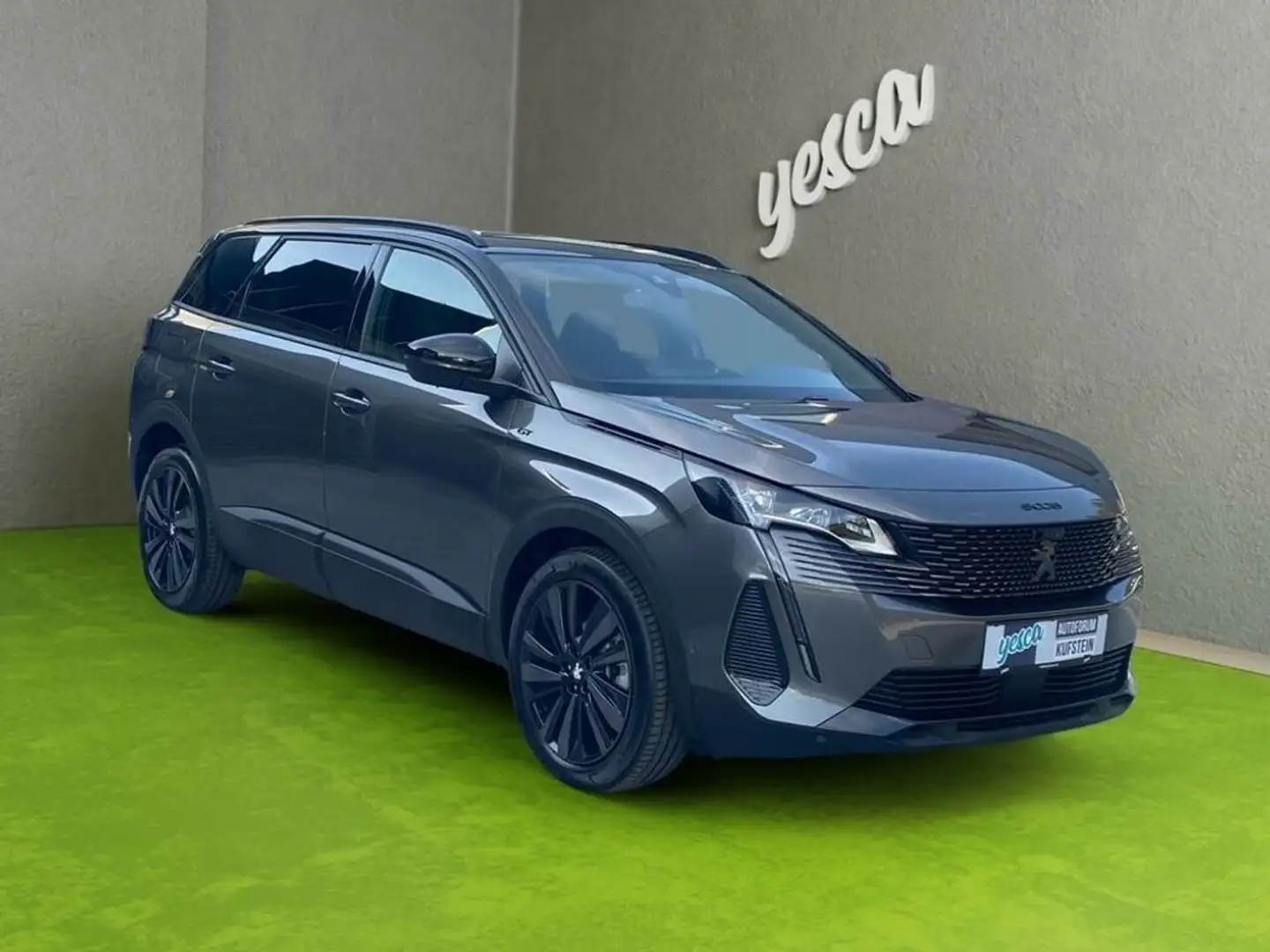 Peugeot 5008 HEV 136 E-DCS6 GT Aut. Gris - 2