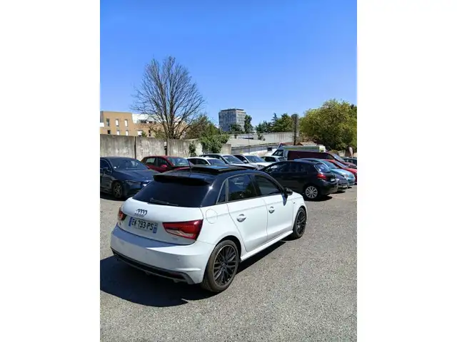 Audi A1 view 8