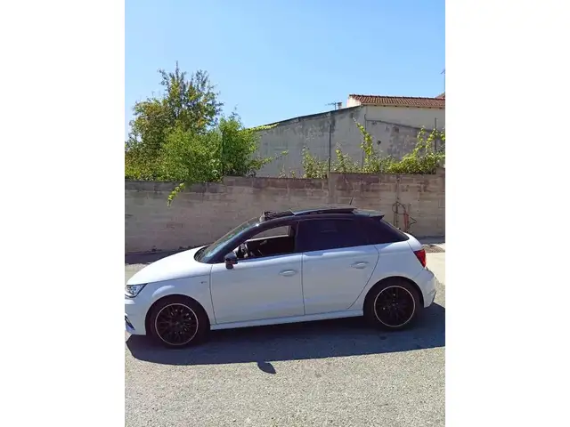 Audi A1 view 5