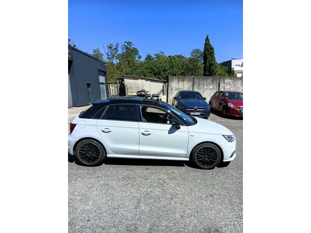 Audi A1 view 9