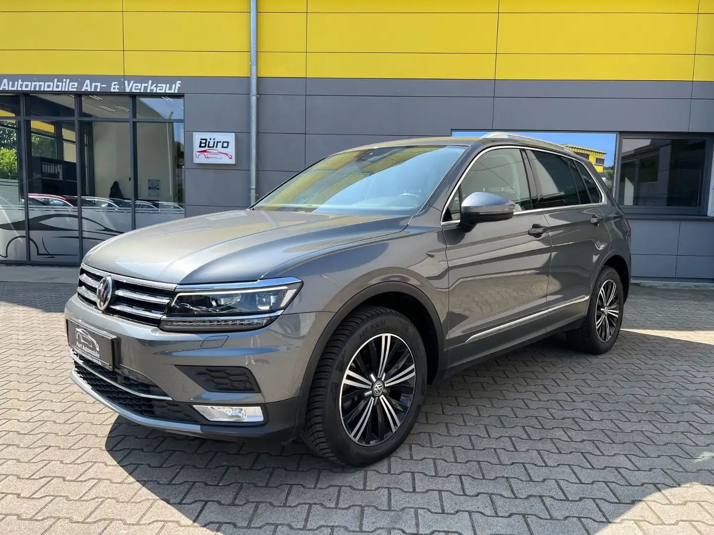 Volkswagen Tiguan Highline 4Motion/ALLRAD/AHK/NAVI/TEMPOMAT Gris - 2