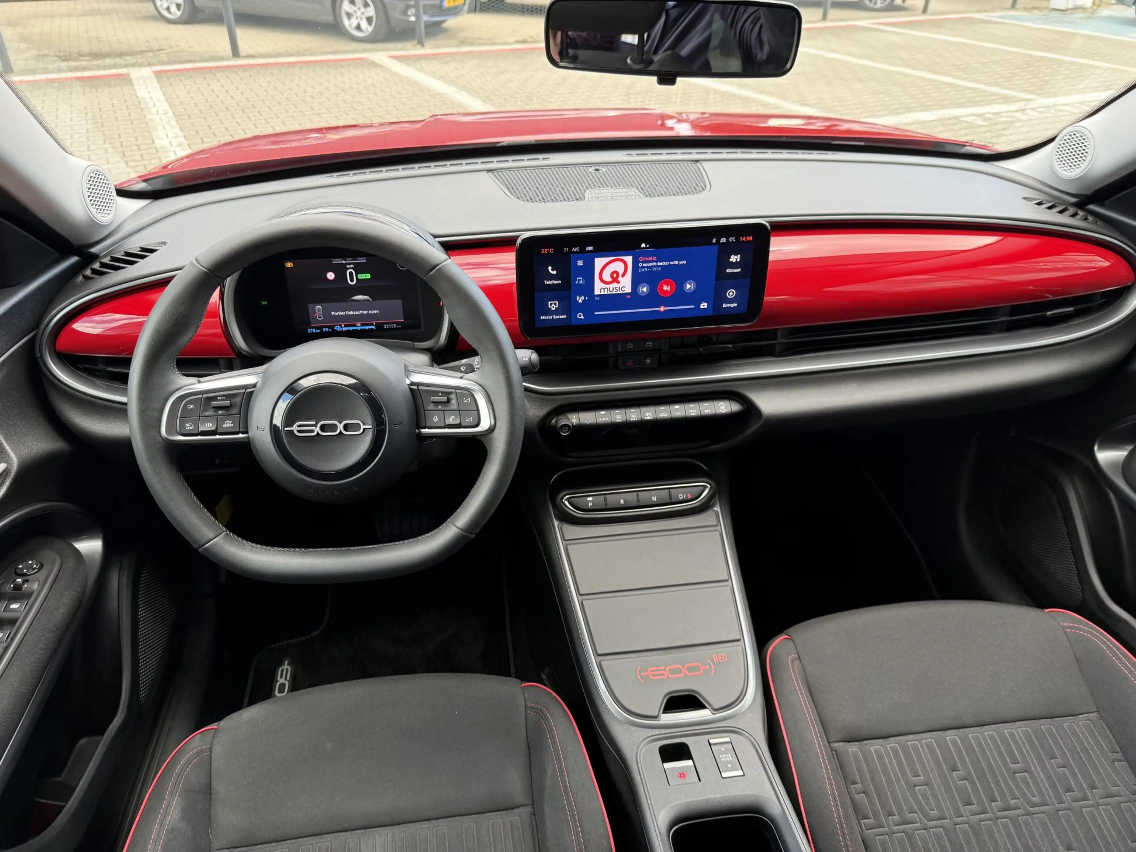 Fiat 600e RED 54 kWh *Cruise Control & LED* — photo 3
