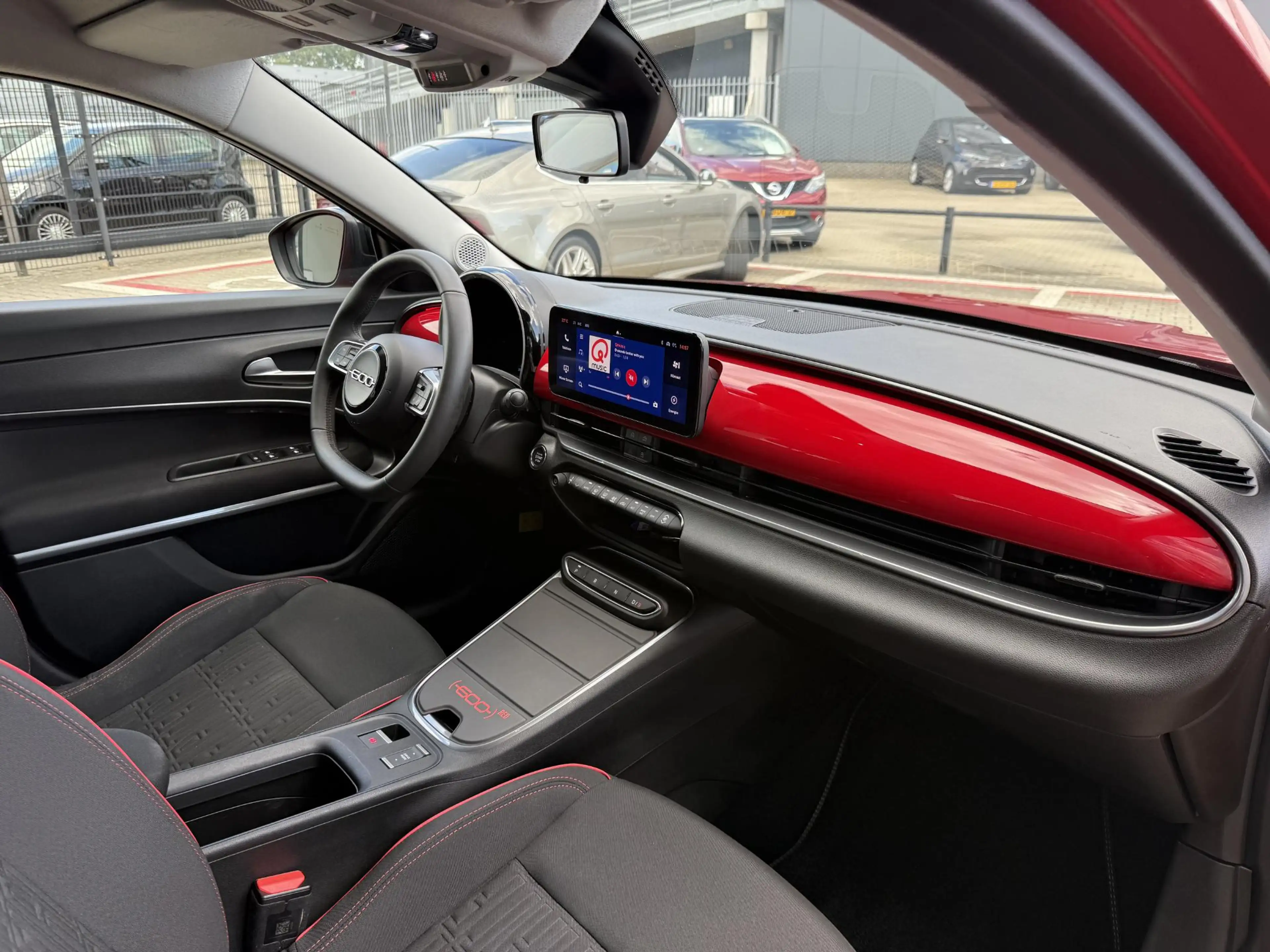 Fiat 600e RED 54 kWh *Cruise Control & LED* — photo 14