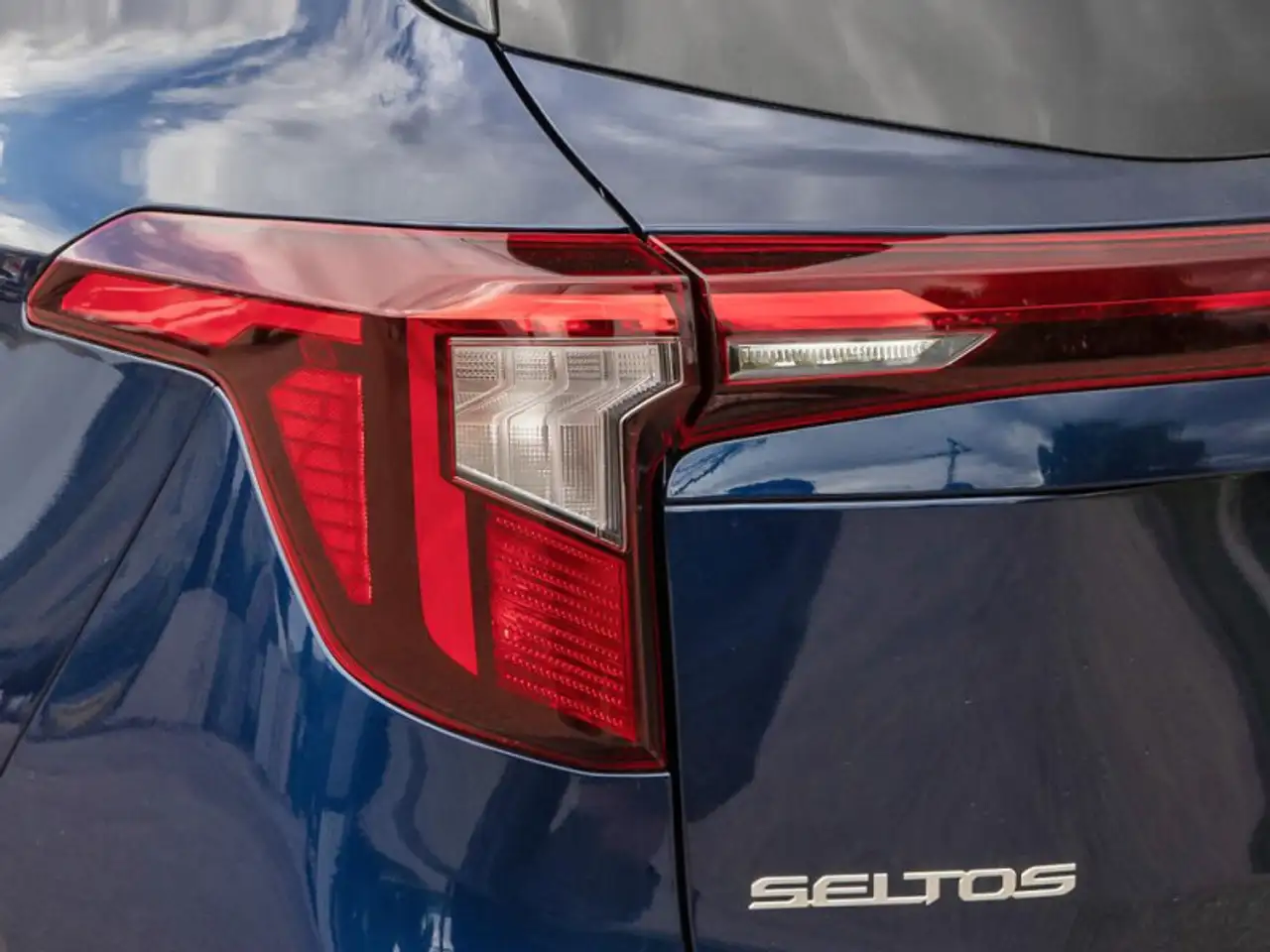 Kia Seltos photo Kia Seltos