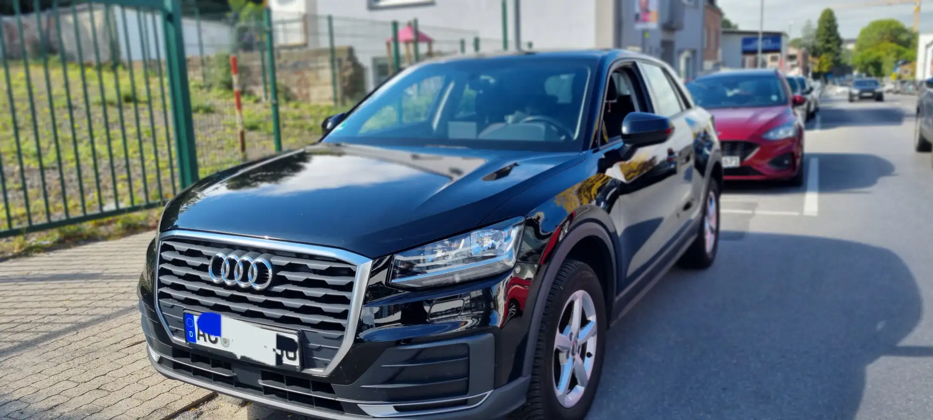 Audi Q2 Q2 1.0 TFSI ultra Schwarz - 1