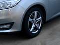 Ford Focus *1.HAND* TÜV NEU * AHK * SHZ *8x Alureifen Argent - thumbnail 10