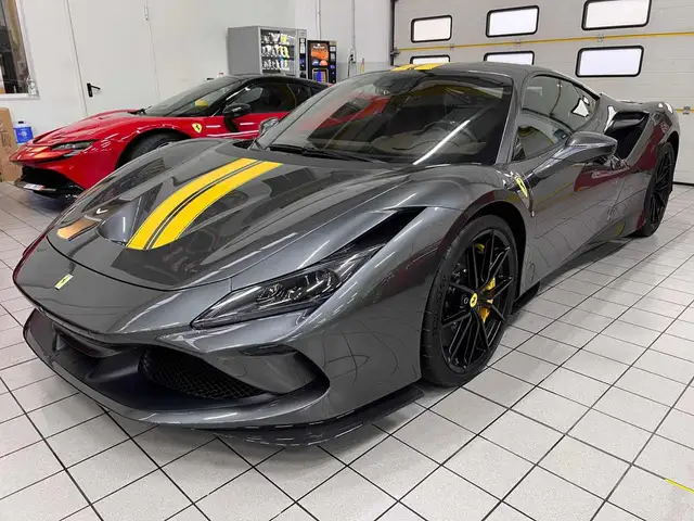 Ferrari F8 Tributo CARBON|LIFT|CARPLAY|SURROUND