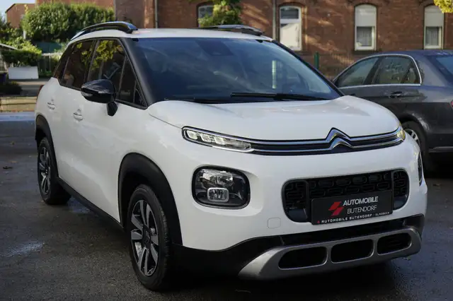 Citroën C3 Aircross Shine 1.2i 89TKM/KLIMA/PDC/NAVI/ZAHNRIEMEN 87TKM/LS/RS/APPLE/ANDROIDCARPLAY