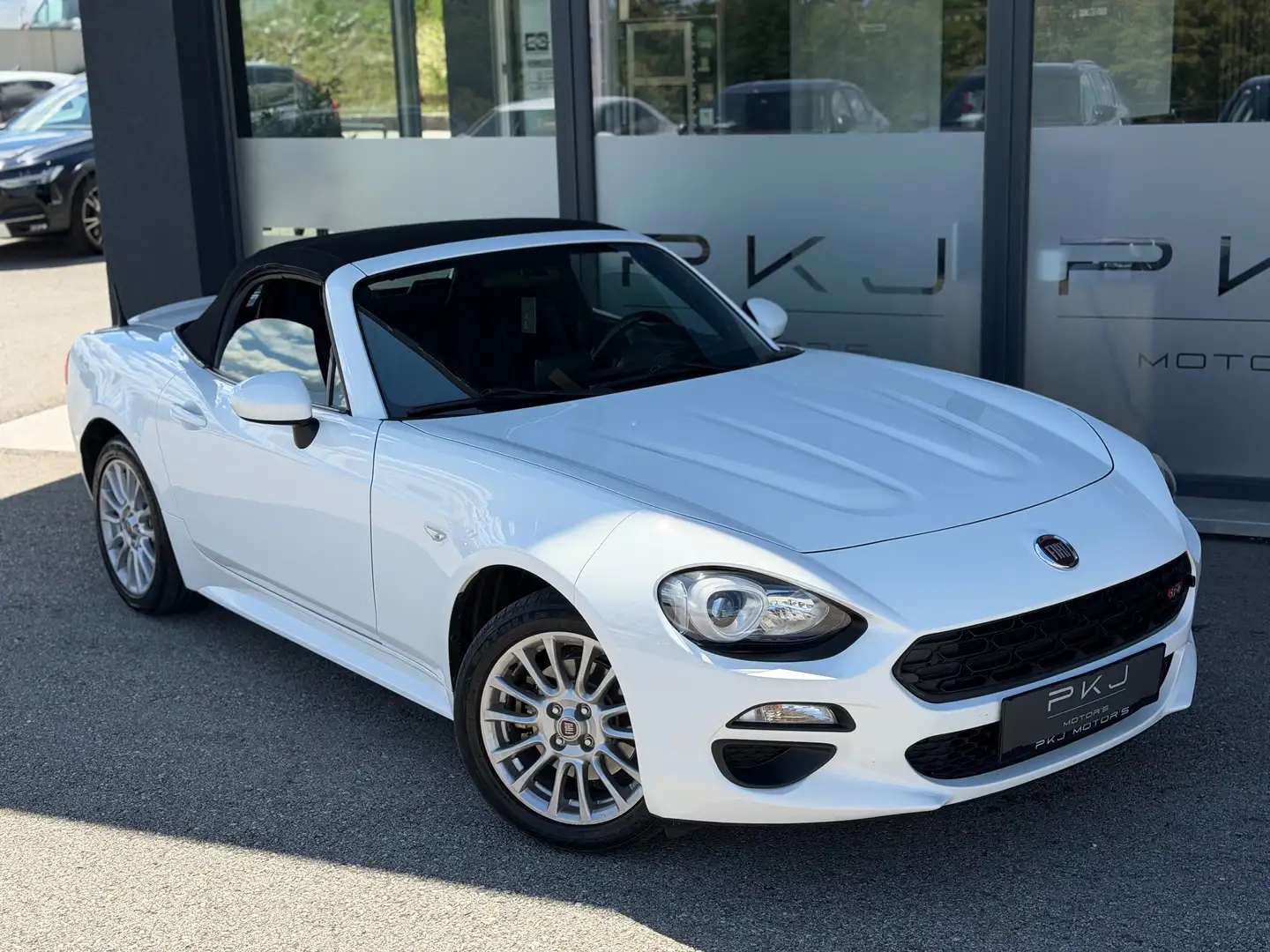Fiat 124 Spider 124 Spider 1.4 MultiAir Weiß - 2