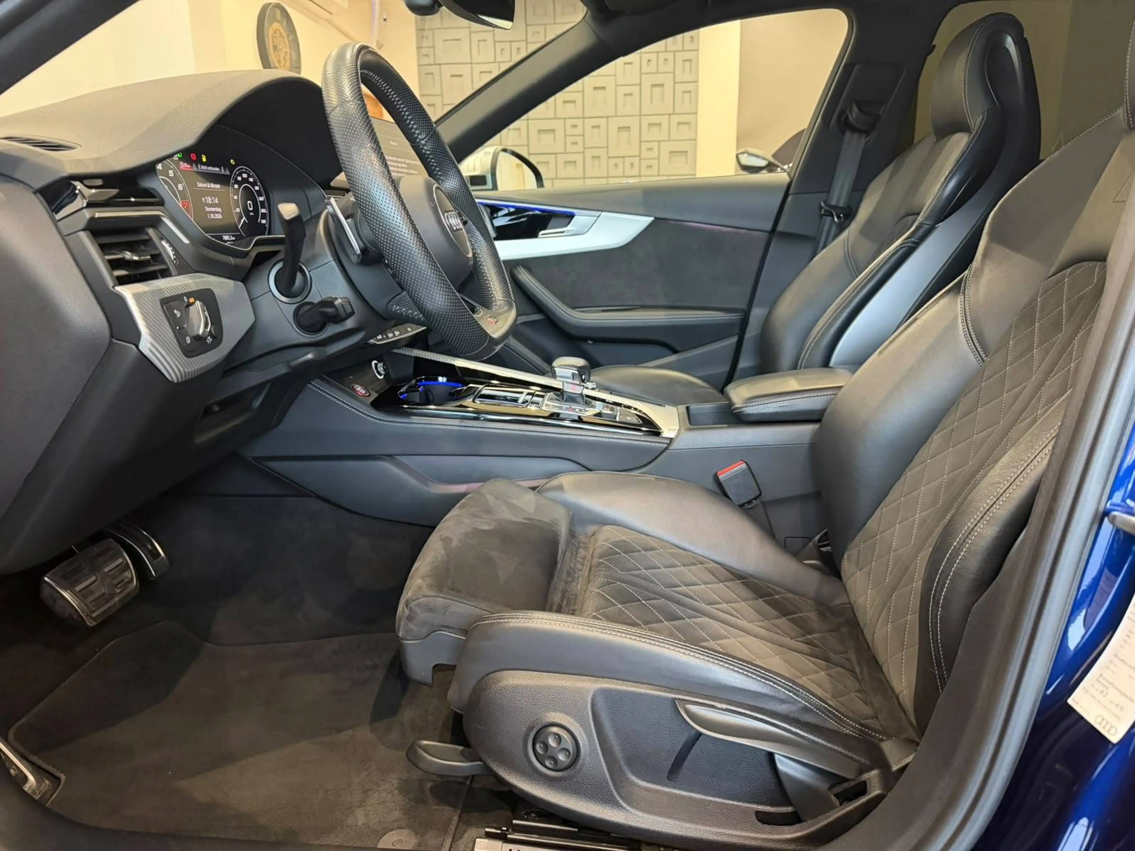 Audi RS4 2.9 TFSI quattro — photo 11