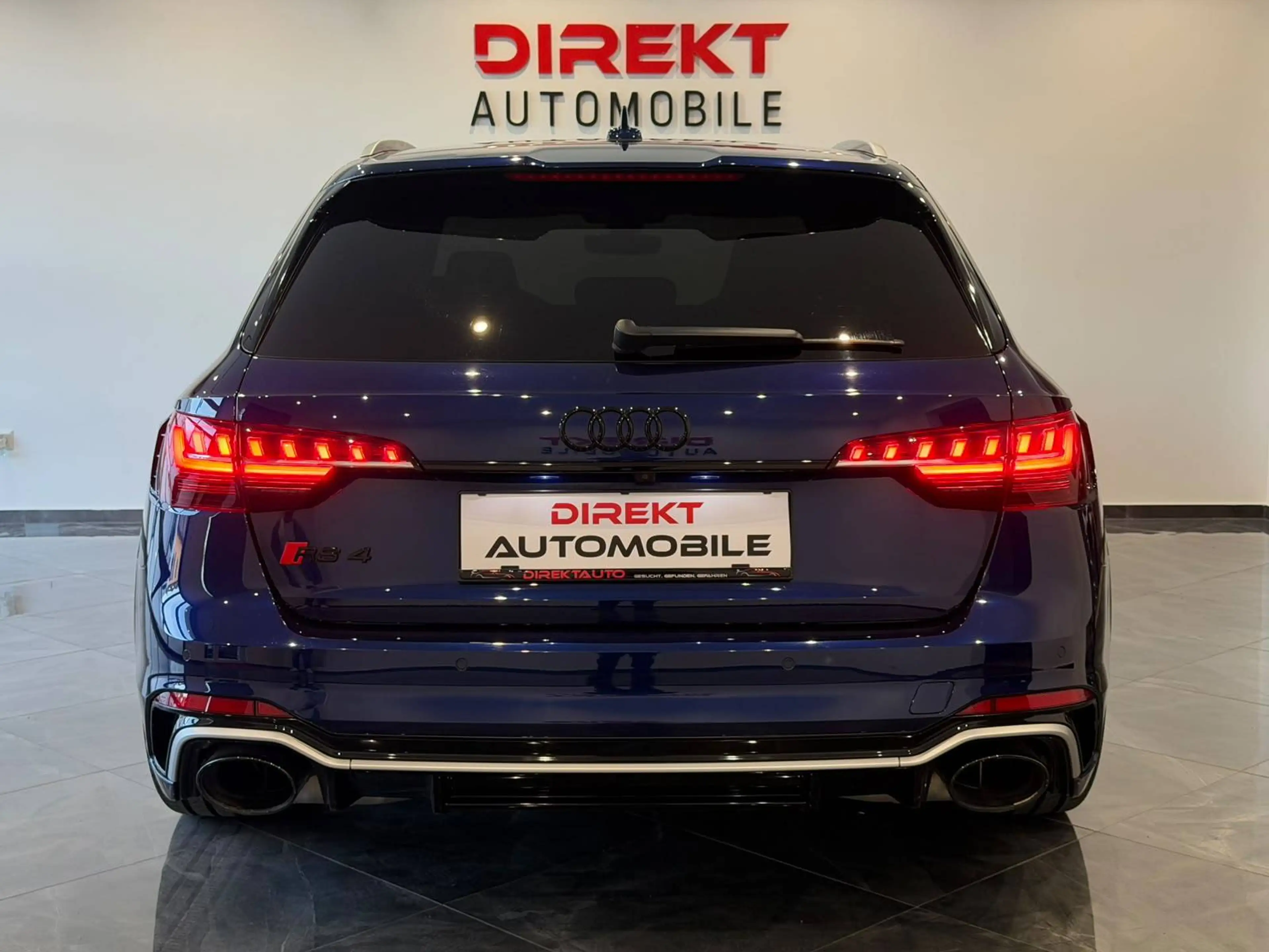 Audi RS4 2.9 TFSI quattro — photo 10