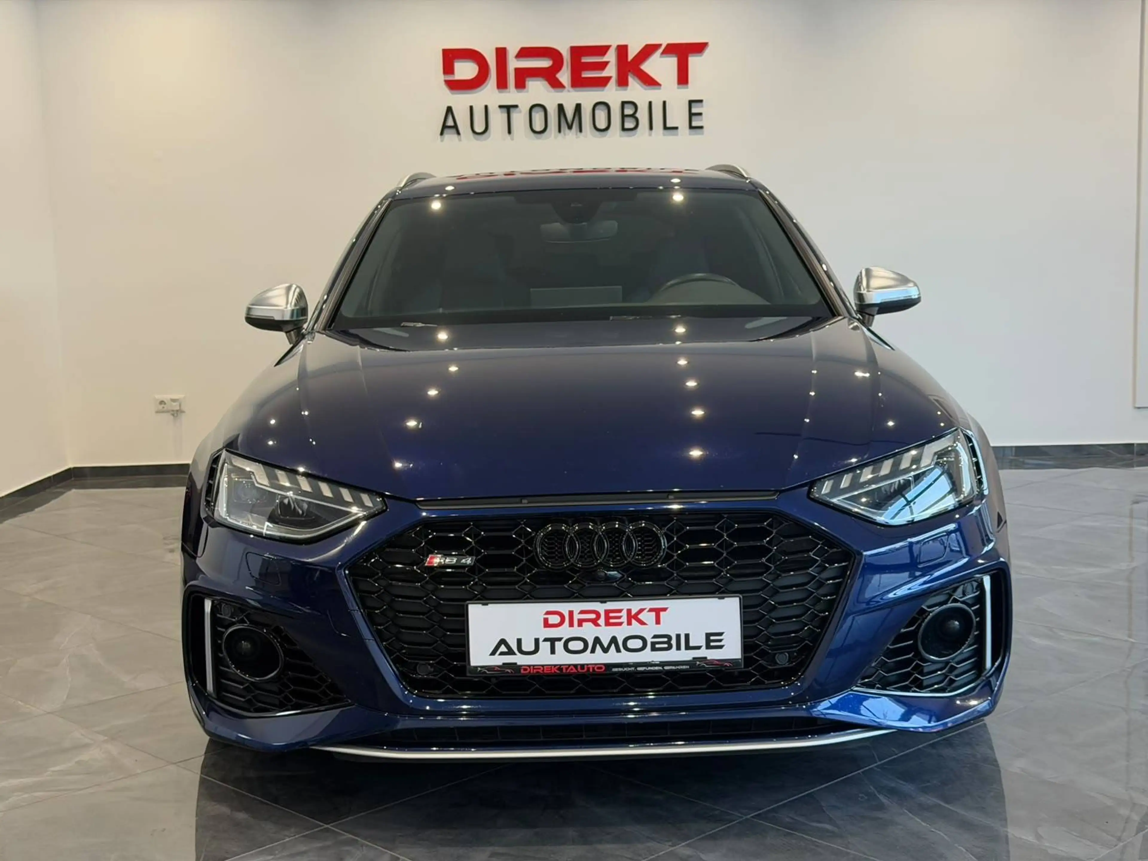 Audi RS4 2.9 TFSI quattro — photo 2