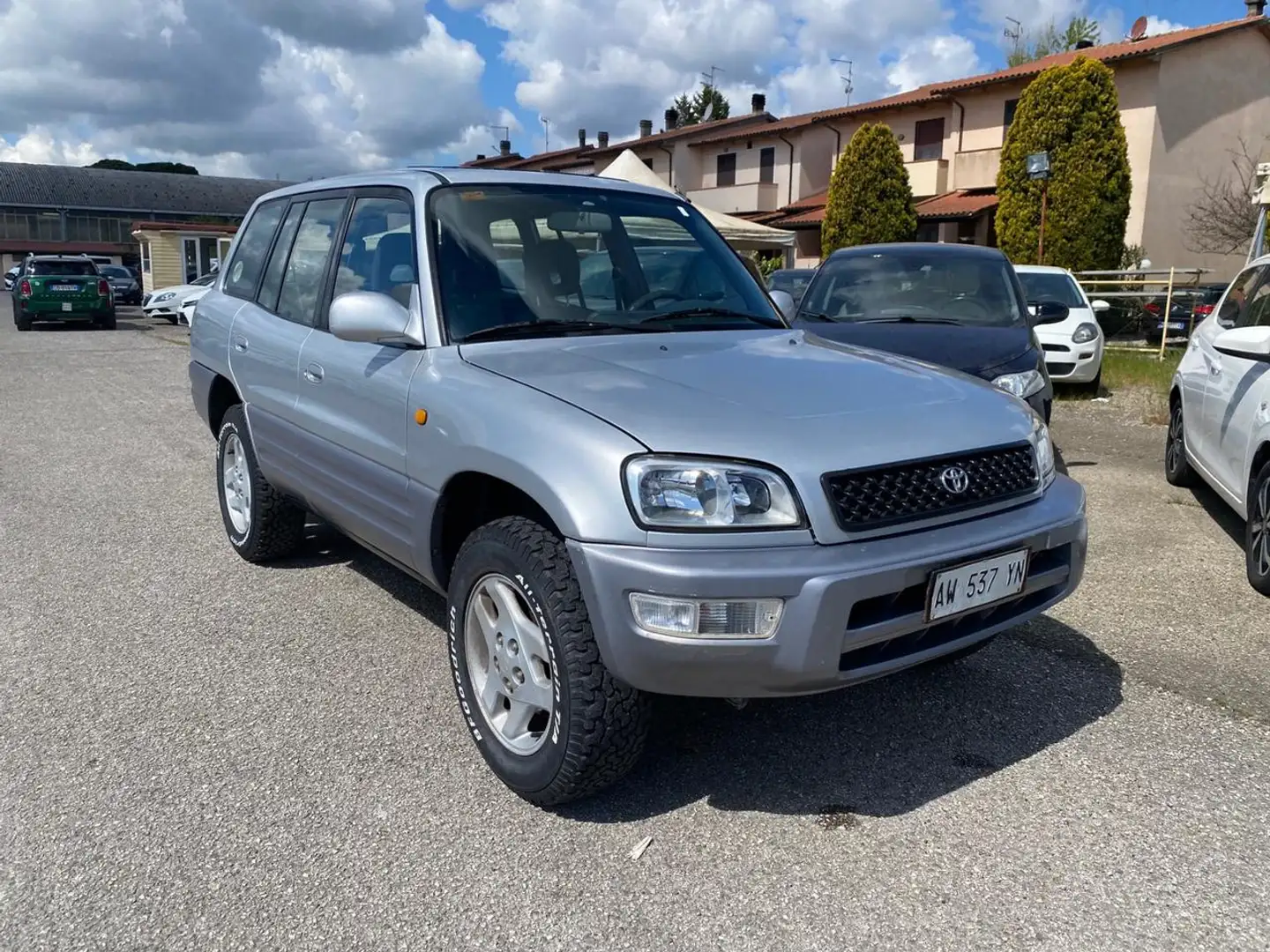 Toyota RAV 4 2.0i 16V cat 5 porte Fun Argintiu - 2